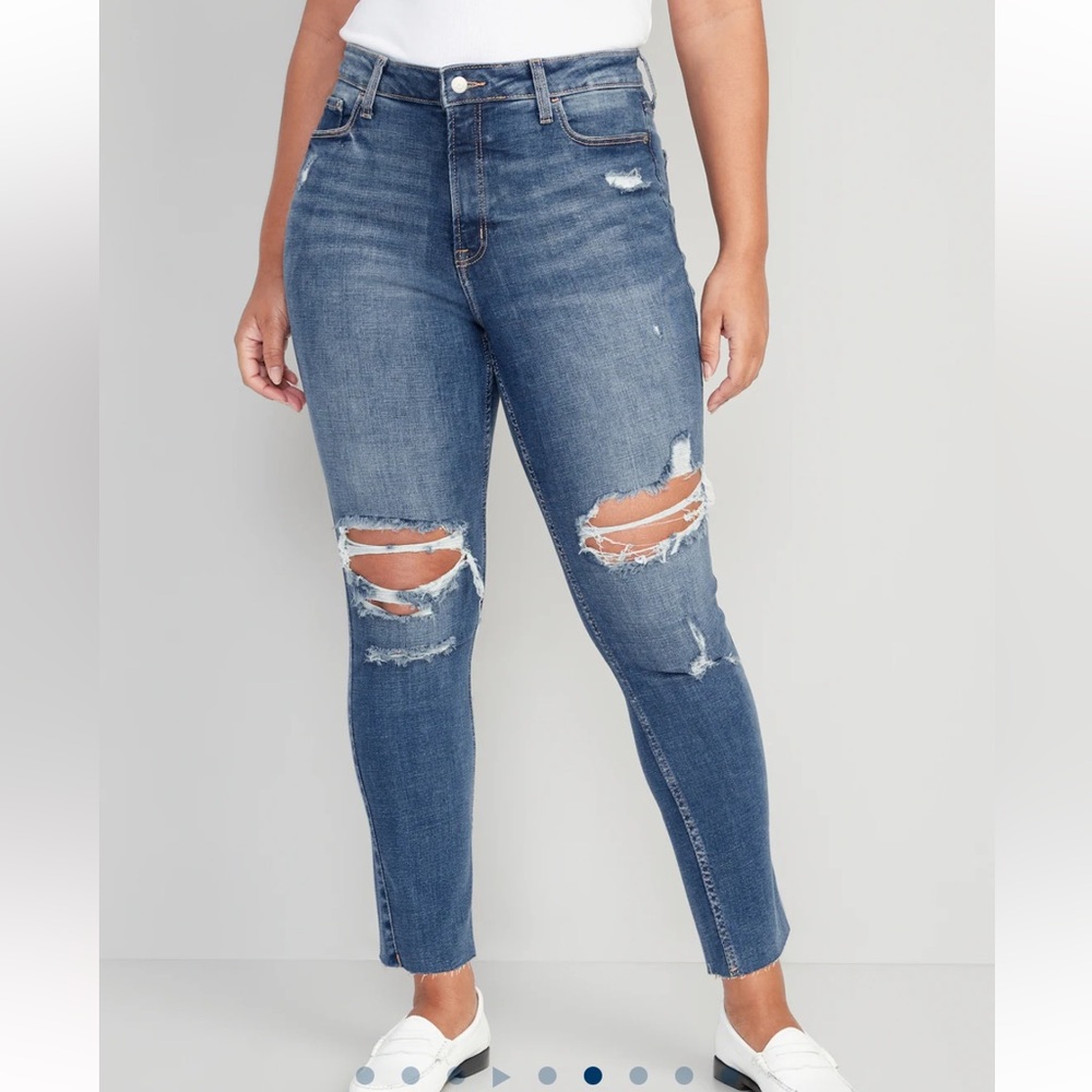 NWTOld Navy Extra High-Waisted Rockstar 360° Stretch Super-Skinny Jeans